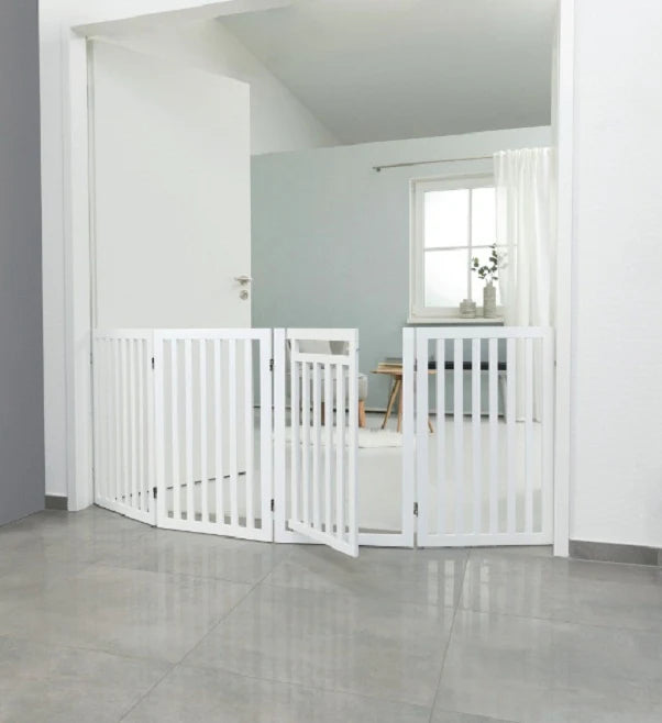 Trixie White Wooden 4-Part Barrier with Door for Dogs